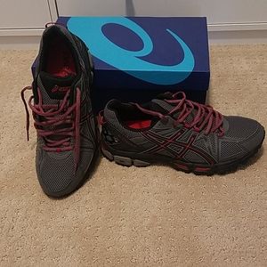 Men's Asics shoes